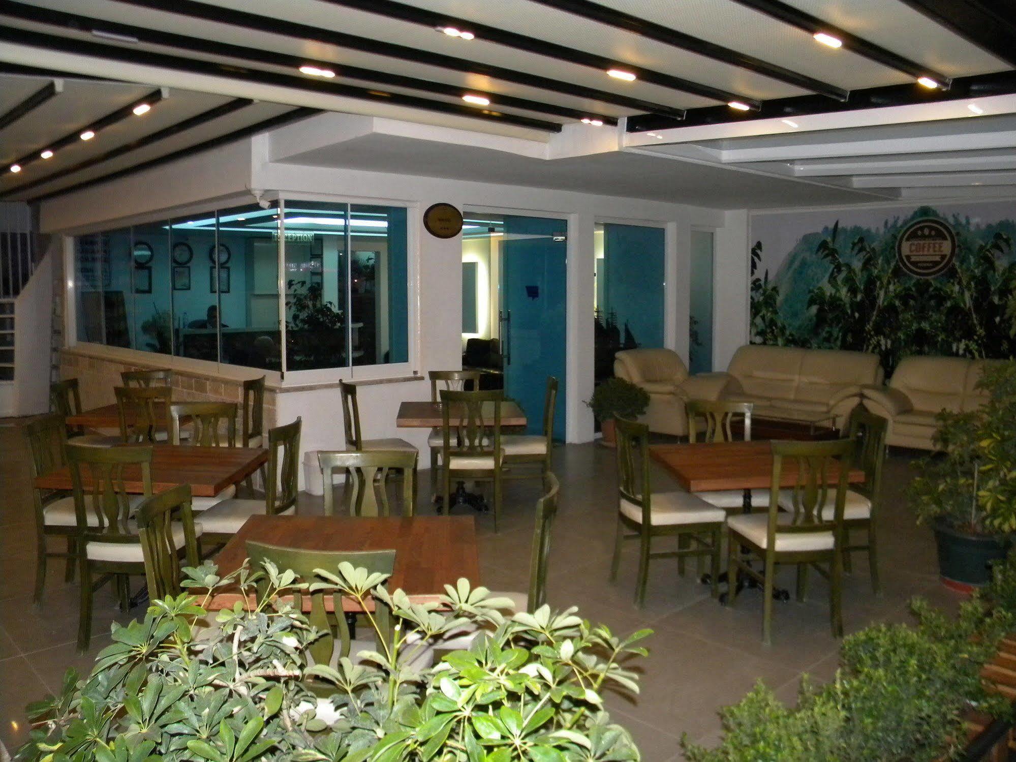 Sava Hotel Antalya Kültér fotó